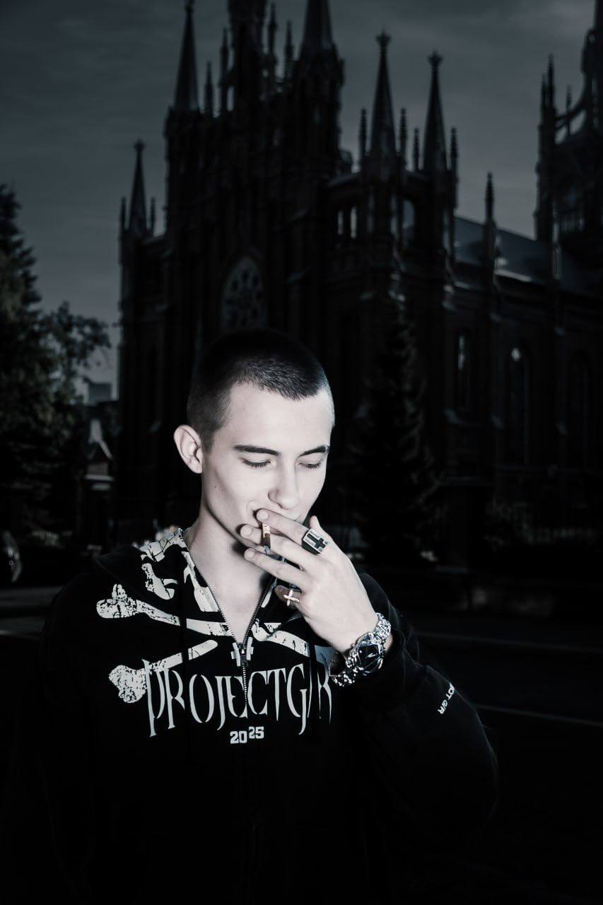 Coming soon 4
